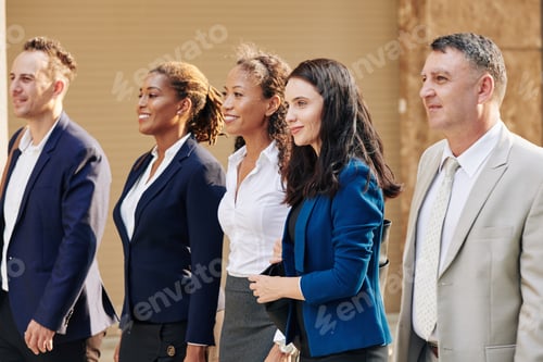 Visualização: Ambitious business people