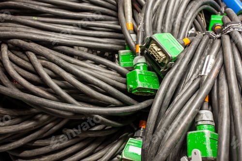 Preview: Closeup shot of the cable wires