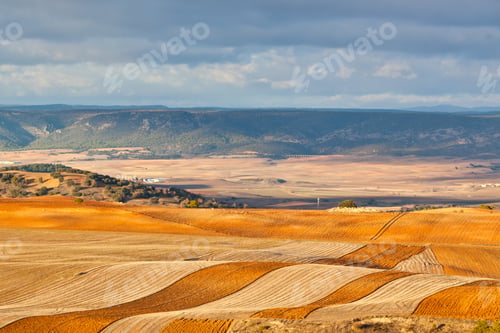 Preview: Fields and hills of Spain at winter