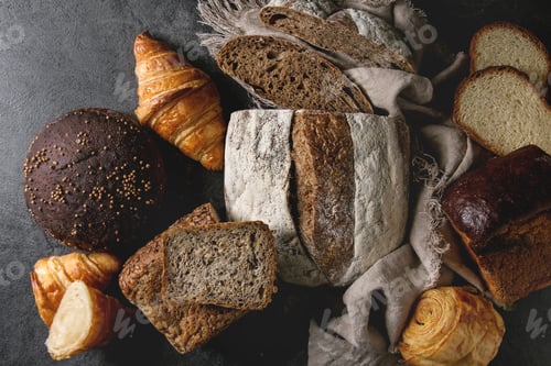 Preview: Variety of fresh baked bread
