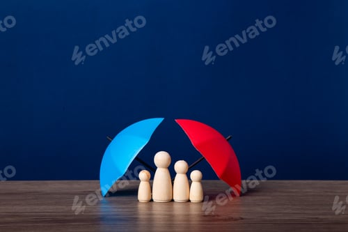 Preview: Umbrella and wooden doll figures.
