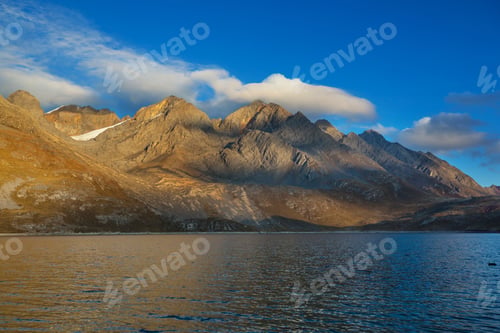 Preview: Lake in Cordillera