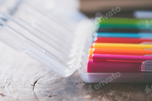 Preview: Colorful Marker Pens in Clear Storage Container