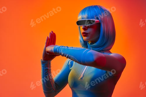 Preview: Robotic woman punching hand