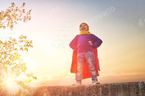 Preview: Girl in superhero costume