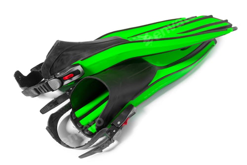 Preview: Two flippers for diving