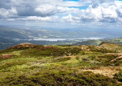 Preview: Views of Windermere lake from Lingmoor fell summit, England
