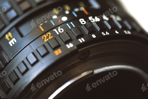 Preview: Old lens f / 22 close up