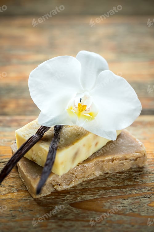 Preview: Handmade vanilla scented soap