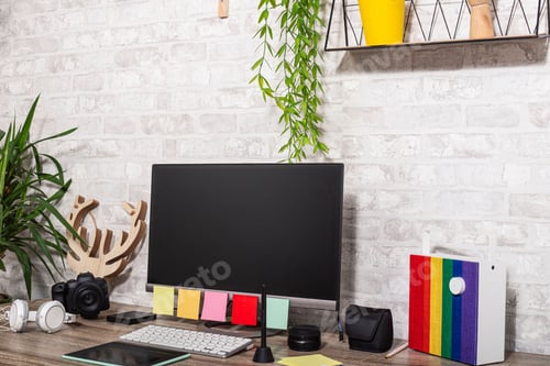 Preview: Modern computer set in a cozy office