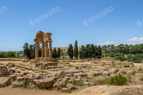 Preview: Temple of Castor and Pollux in the Valley of Temples - Agrigento, Sicily, Italy
