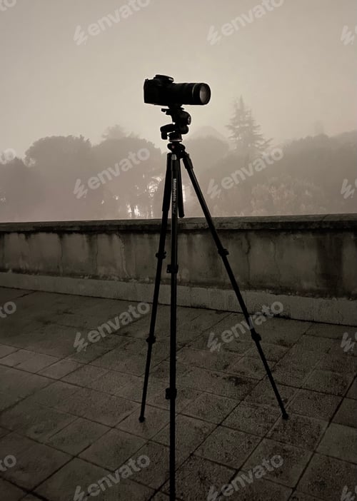 Preview: Camera on a tripod