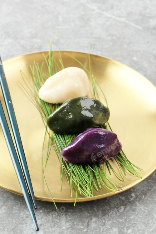Preview: Traditional Chuseok Day Food, Korean Half Moon Shaped Rice Cake or Songpyeon.