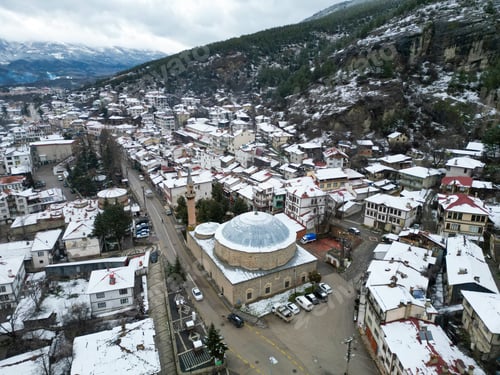 Preview: Mudurnu - Bolu - Turkey, Yildirim Bayezid Camii. Yildirim Bayezid Camii mosque with drone shooting