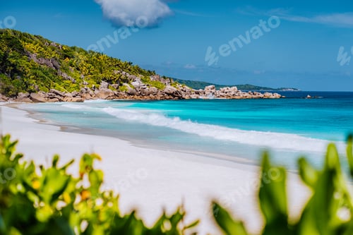 Preview: Petite Anse - sandy tropical paradise beach on La Digue in Seychelles. Travel exclusive concept