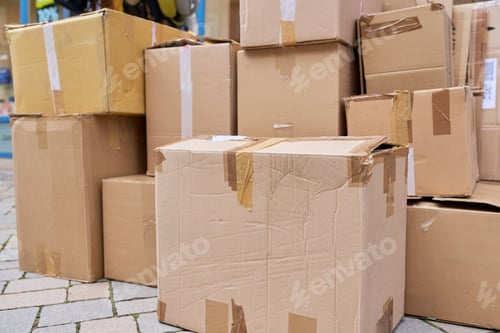 Preview: Lots of cardboard boxes, used boxes, product packaging, waste paper boxes