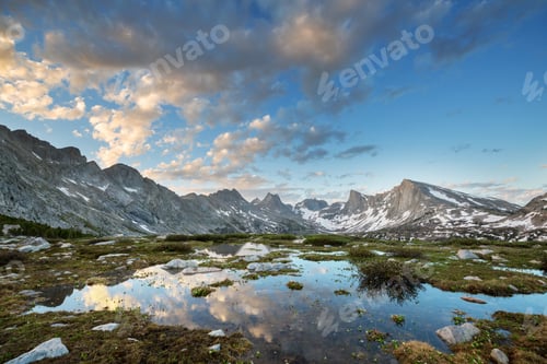 Preview: Wind river range