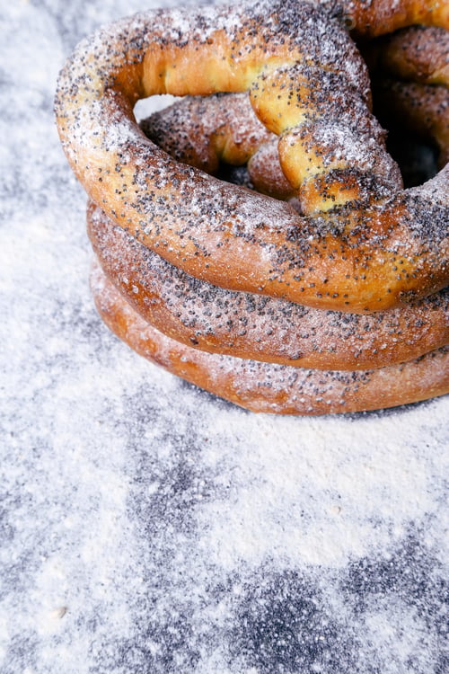 Preview: Pretzel on the table