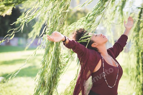 Preview: beautiful black curly hair african woman