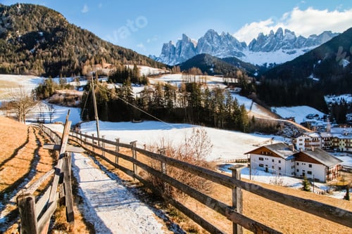 Preview: Mountain path and long wooden fence in Dolomite Alps