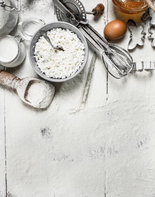 Preview: Tools and ingredients for the dough.