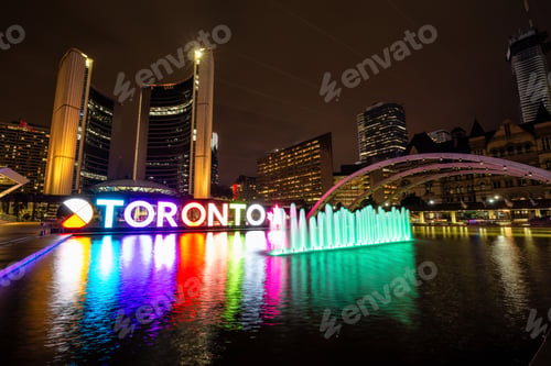 Preview: Toronto City Hall in the Downtown City during night time