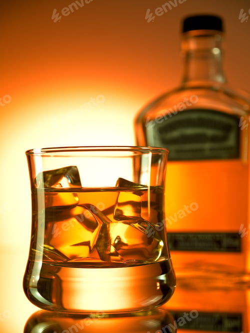 Preview: Amber whiskey