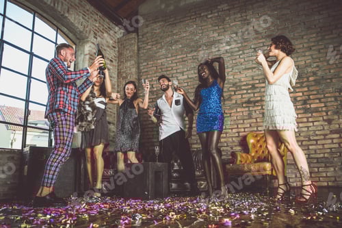 Preview: Friends having party