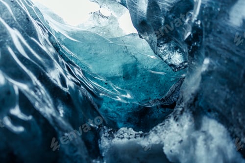 Preview: Frozen ice cap in vatnajokull caves