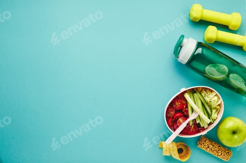 Vista previa: Creative flat lay of sport and fitness equipments.