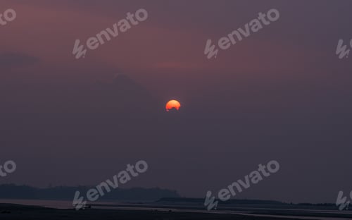 Preview: Gloomy Sunset over the Rapti river