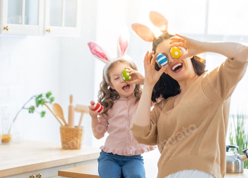 Preview: Family celebrating Easter.