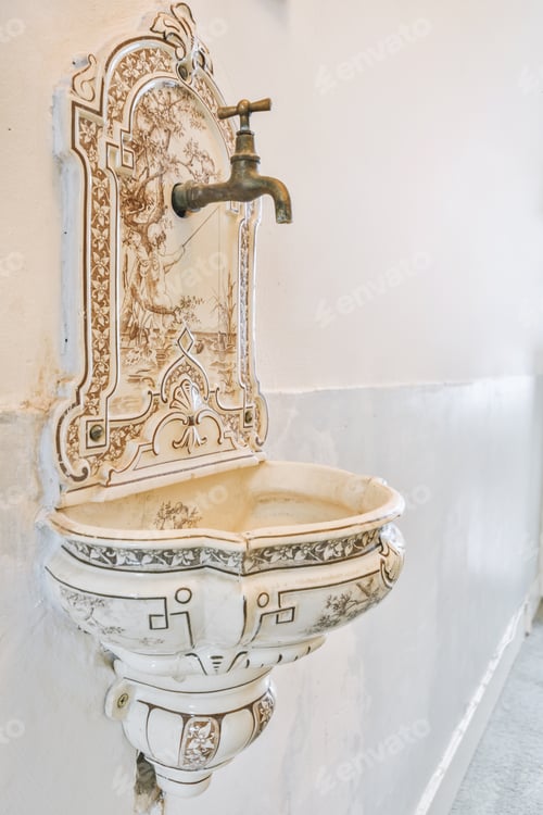 Preview: Modern beautiful sink