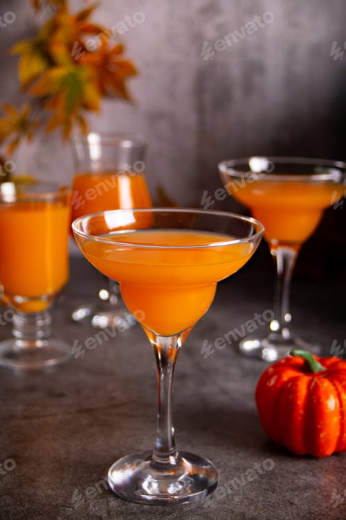 Preview: Pumpkin fall seasonal drink cocktail latte with spices and whipped cream