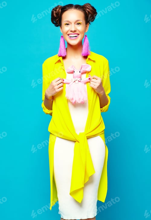 Preview: Fashion girl in casual hipster summer clothes