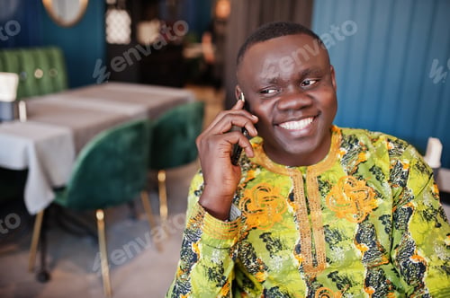 Preview: Friendly afro man