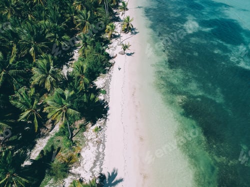 Preview: Top view of beach and turquoise water