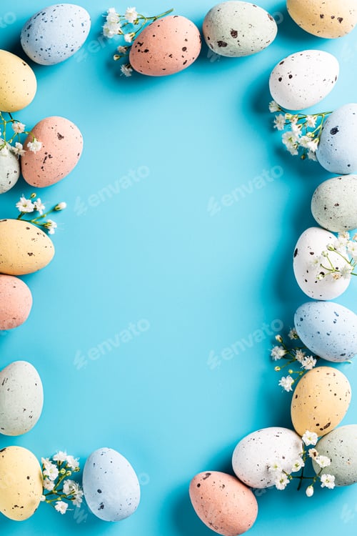 Preview: Easter eggs and spring flowers