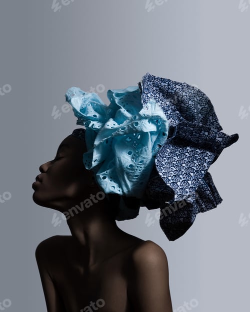 Preview: Young woman wearing head tie