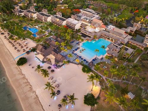 Preview: Le Morne, Mauritius beachfront at sunset