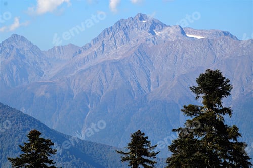 Preview: mountain view in sunlight