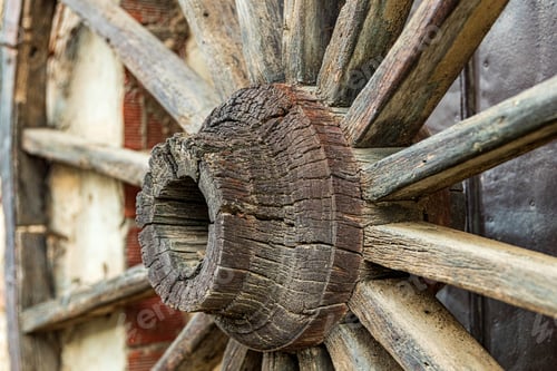 Preview: Closeup shot of an old wooden rusty wheel