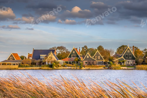 Preview: Traditional village scene holland