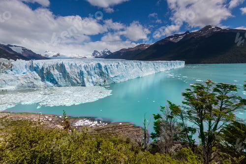 Preview: Glacier in Argentina