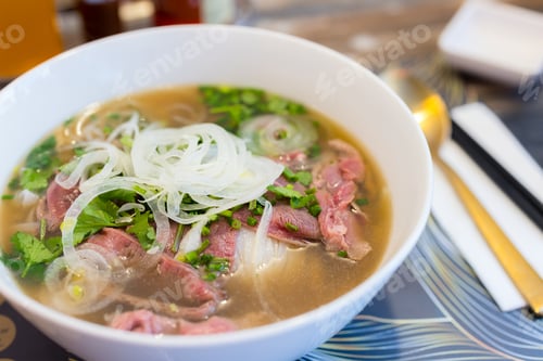 Preview: Vietnam traditional food pho roll