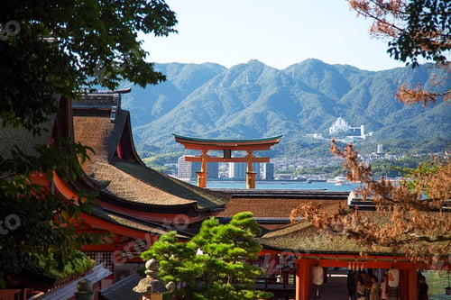 Preview: Itsukushima Shrine at Miyajima island, Japan