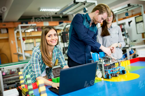 Preview: Young people in the classroom