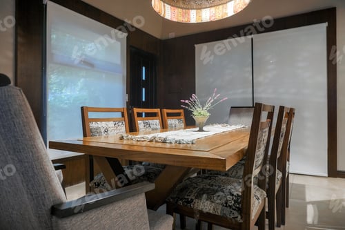 Preview: Dining room interior with a table