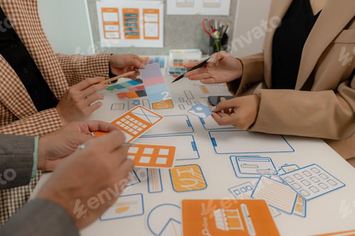 Preview: The web design team is consulting to exchange ideas on how to develop digital products that are mode