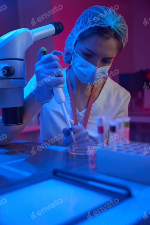 Preview: Employee of a modern cryo-laboratory works with biomaterial